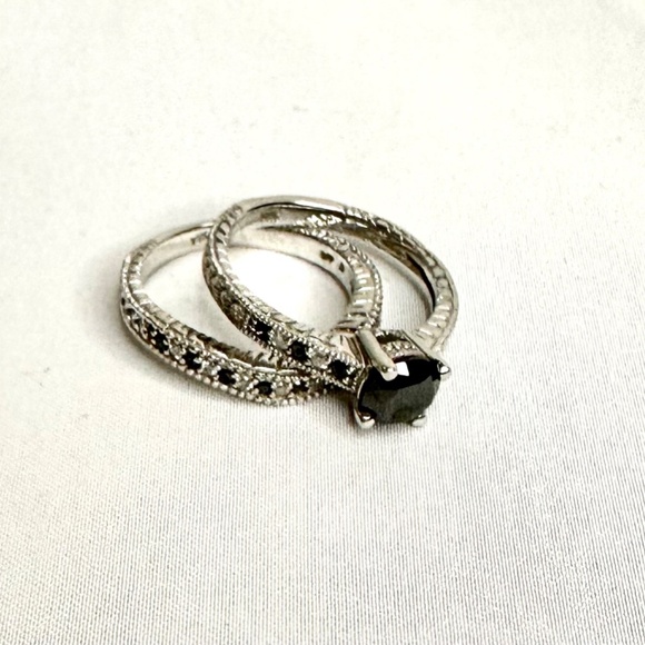 Black Diamond Ring Set with Certificate of Authenticity - Picture 2 of 9